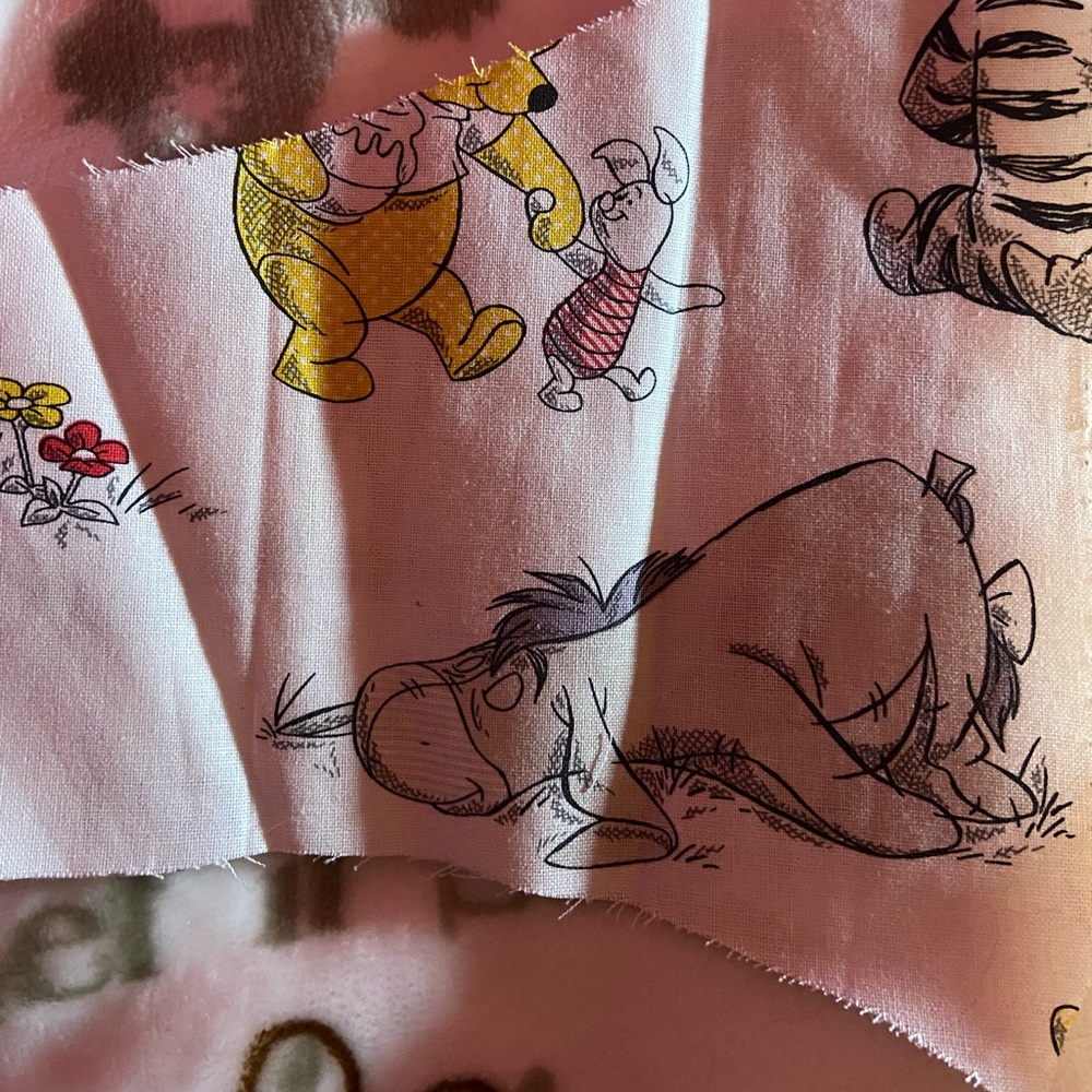 Disney Winnie the Pooh face mask olson